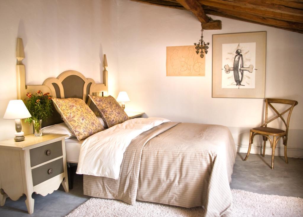Hostal Casa Grande Enciso Habitación foto